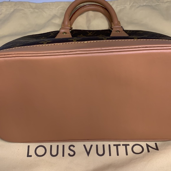 Vintage Louis Vuitton Alma. Dust bag not included. - Picture 2 of 13